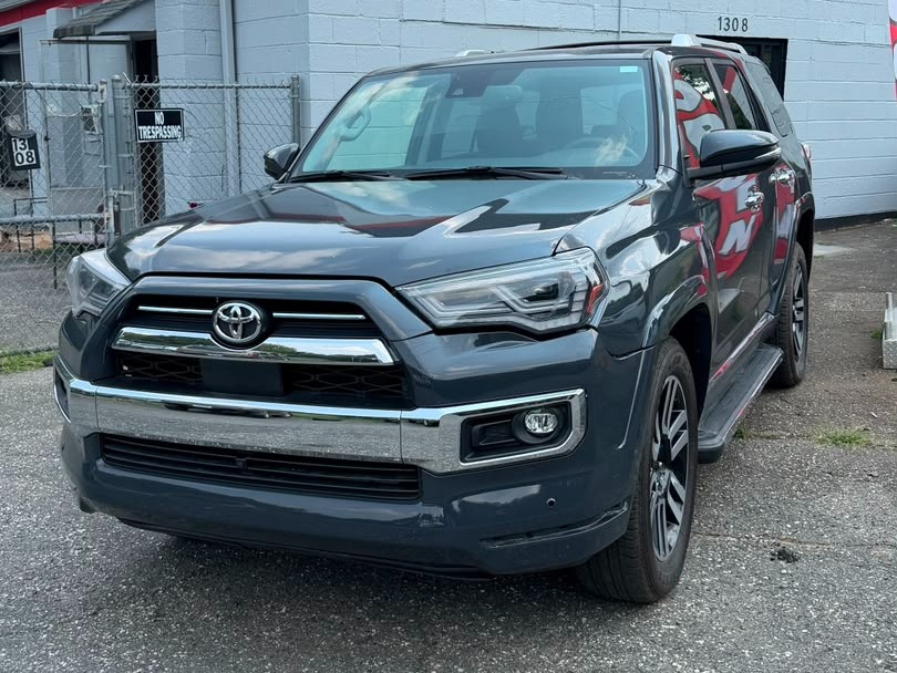 2024 TOYOTA FORRUNER LIMITED