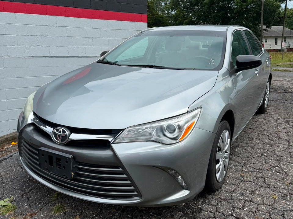 2016 TOYOTA CAMRY